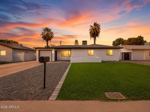 316 E El Camino Dr, Phoenix, AZ, 85020-3518 | Card Image