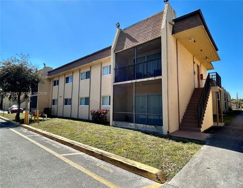 apt-2d-2916 Nw 55th Ave, Lauderhill, FL, 33313-1433 | Card Image