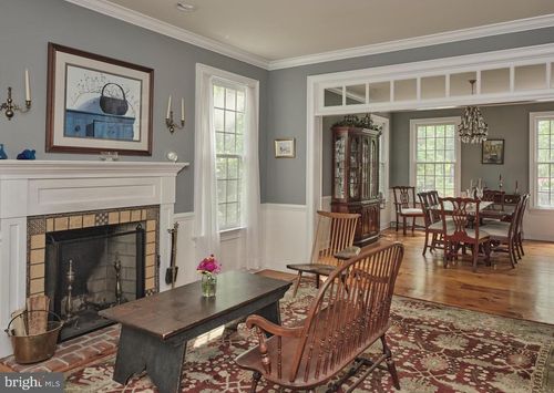 6950 Upper York Rd, NEW HOPE, PA, 18938-9510 | Card Image