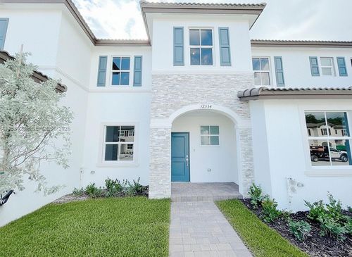 12354 Nw 23rd Ct, Miami, FL, 33167-1570 | Card Image
