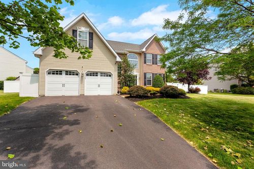 3584 Gray Fox Dr, CHALFONT, PA, 18914-4425 | Card Image