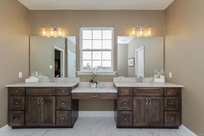 Photo representation of a similar home. Some features shown may be optional. | Image 14