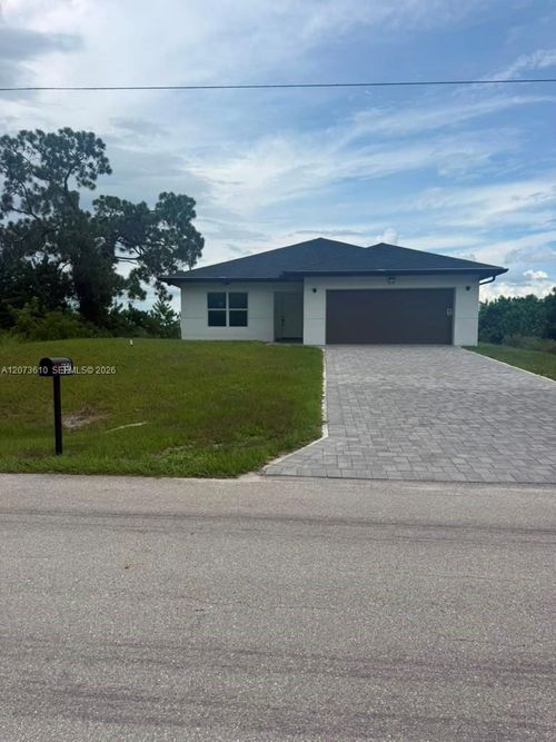 655 Naples Ave S, Lehigh Acres, FL, 33974-5400 | Card Image