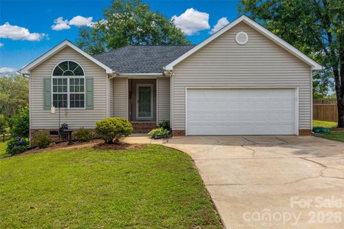 808 Chipmeadow Ln, York, SC, 29745-6403 | Card Image