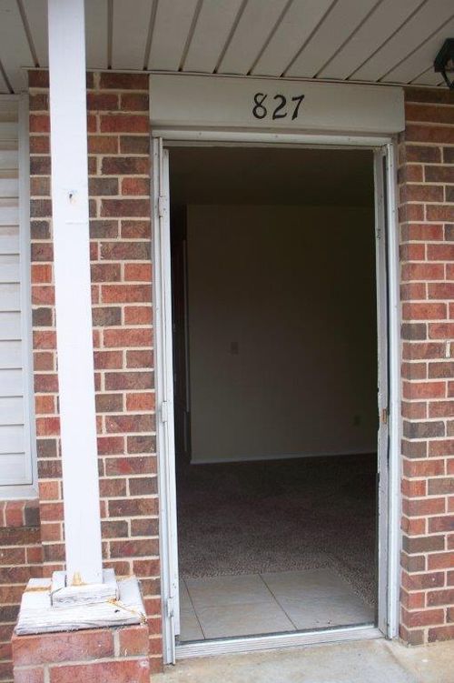 827-827 Russell Circle, Norman, OK, 73071 | Card Image