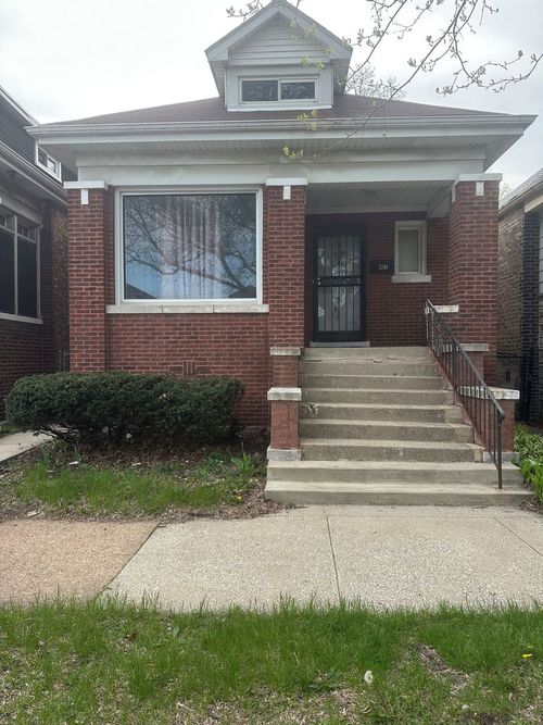 7748 S Langley Ave, Chicago, IL, 60619-2911 | Card Image