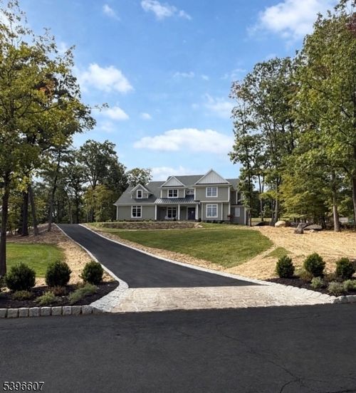 3 Bristol Ridge Rd, Boonton Twp, NJ, 07005-8933 | Card Image