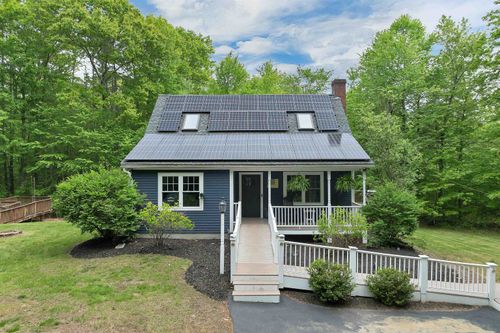 3 Pendergast Rd, Newmarket, NH, 03857-2175 | Card Image