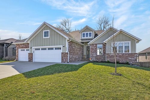 6039 S Kings Ave, Springfield, MO, 65810-3032 | Card Image