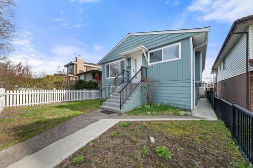 2506 E 45th Ave, Vancouver, BC, V5R3B5 | Card Image