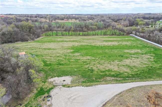 1605 Washington St, House other with 6 bedrooms, 5 bathrooms and null parking in Tonganoxie KS | Image 47