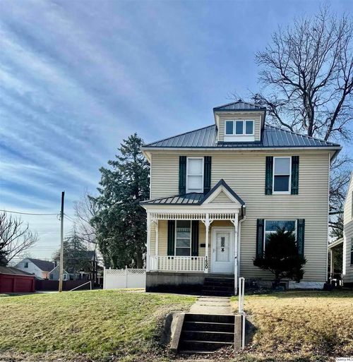 1430 College Ave, Quincy, IL, 62301-2635 | Card Image