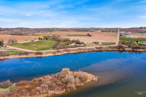 20796 Lowell Rd, Caldwell, ID, 83607-9576 | Card Image