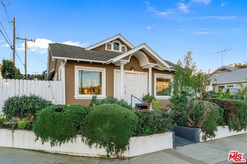 3712 Deukmejian Dr, Long Beach, CA, 90804 | Card Image