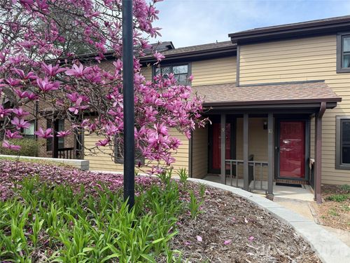 apt-9-16 Spears Ave, Asheville, NC, 28801-1254 | Card Image