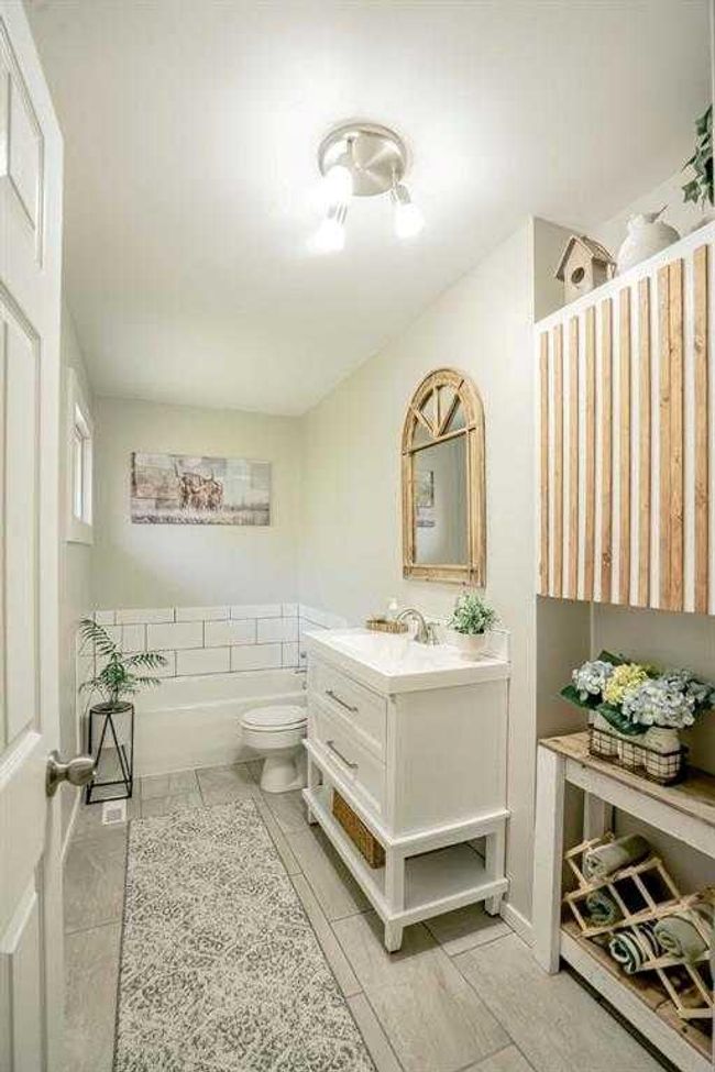 72174 Rr 13, House other with 5 bedrooms, 3 bathrooms and null parking in DeBolt AB | Image 14