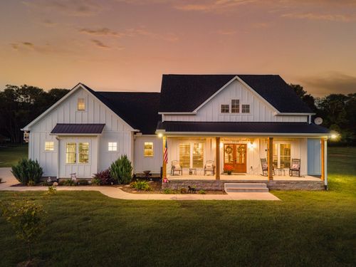 2220 Hunter Bills Rd, Lewisburg, TN, 37091-6328 | Card Image