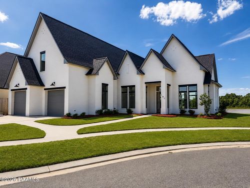 107 Sugar Cane Palm Cir, Youngsville, LA, 70592-5294 | Card Image