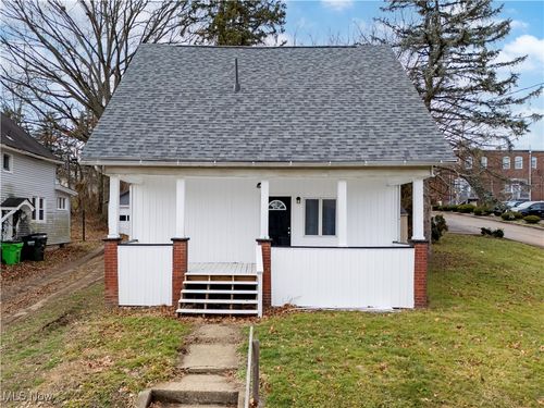 27 S State St, Rittman, OH, 44270-1546 | Card Image