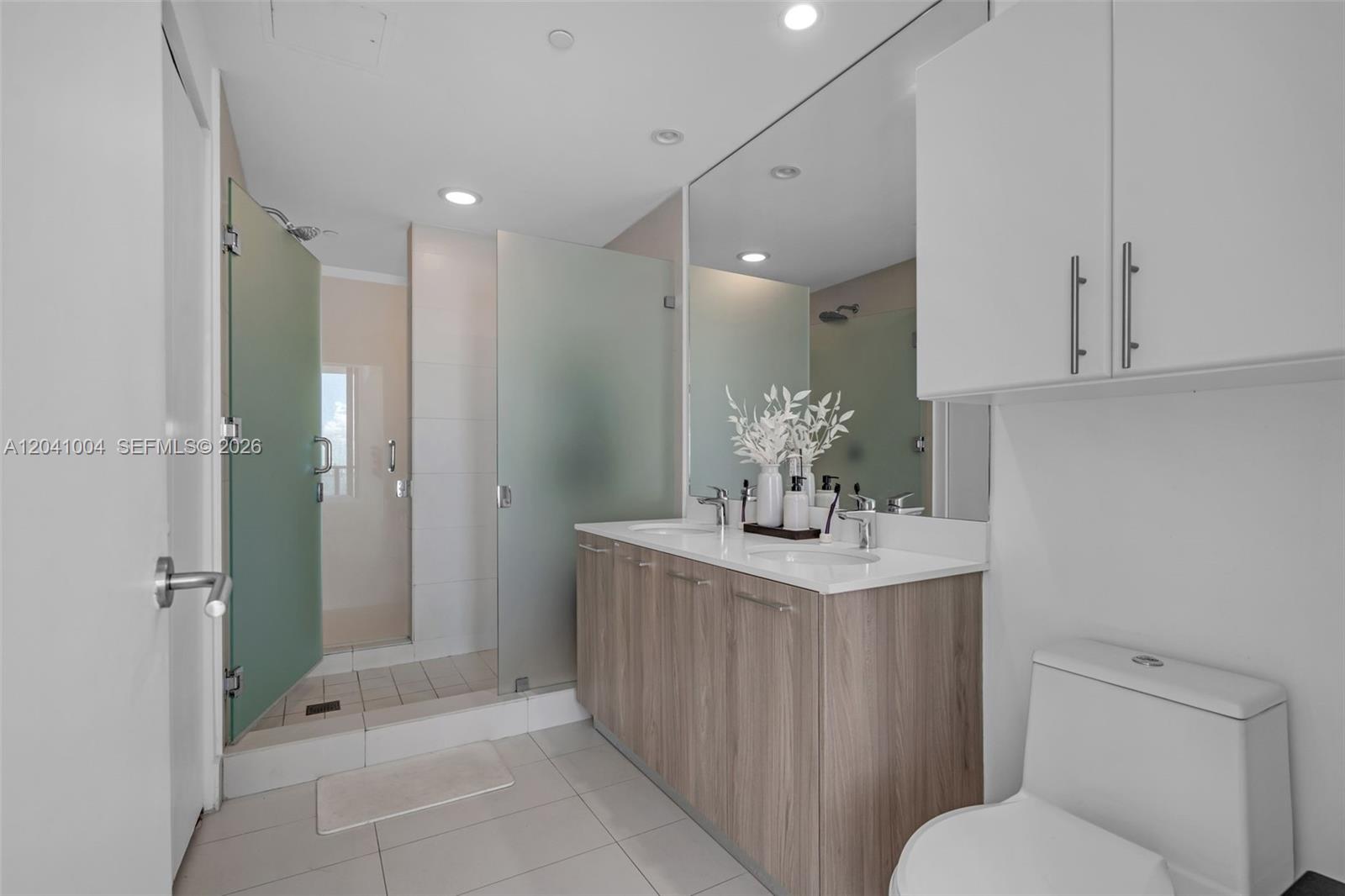 Residential Lease in Miami 3