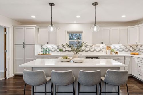 7560 Superior Ter, Eden Prairie, MN, 55344-1835 | Card Image