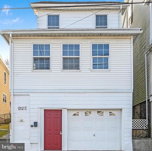 212 E High St, COALDALE, PA, 18218-1609 | Card Image