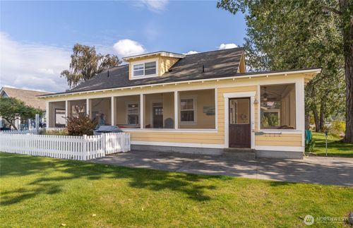 117 Bare Foot Ln, Oroville, WA, 98844-5903 | Card Image