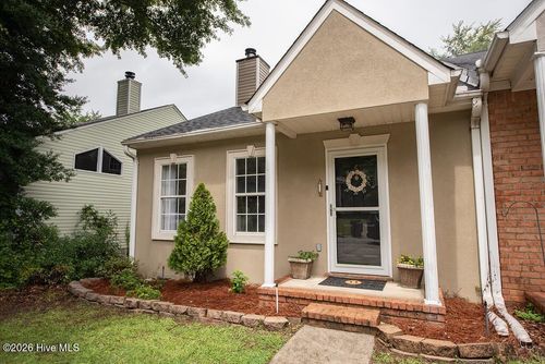 136 Hammond Place Cir, North Augusta, SC, 29841-3177 | Card Image