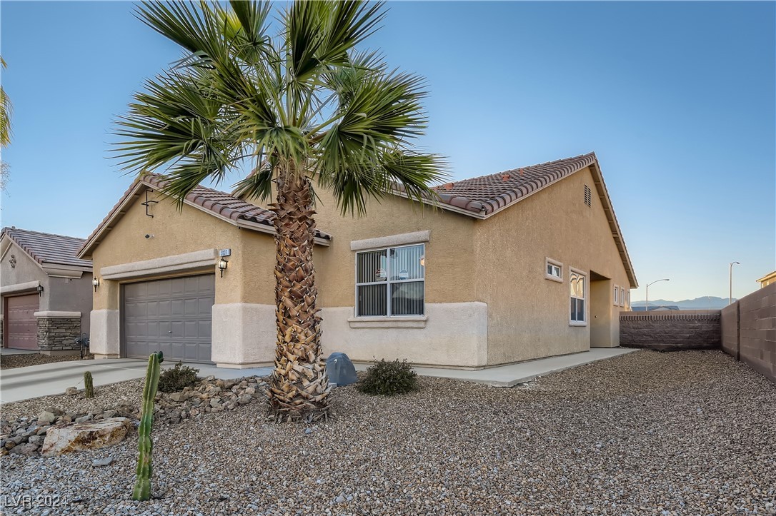 Lookout Crest St, North Las Vegas, NV 89031