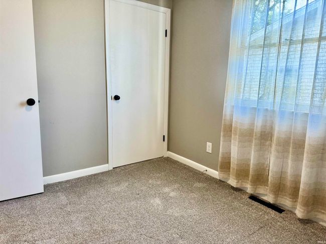 1719 Linwood Dr, House other with 4 bedrooms, 2 bathrooms and null parking in Bedford IN | Image 10