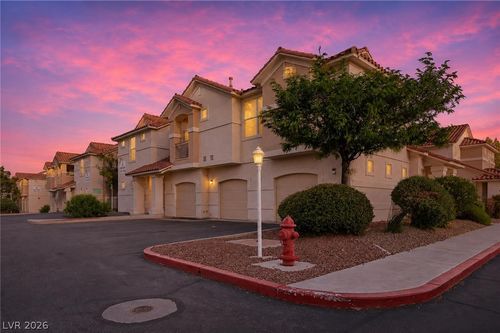 1048-8555 W Russell Rd, Las Vegas, NV, 89113-1812 | Card Image