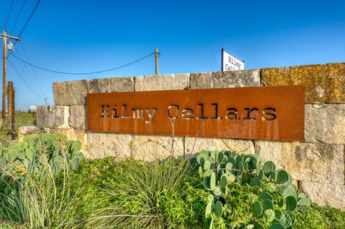 12346 E Us Hwy 290, Fredericksburg, TX, 78624 | Card Image