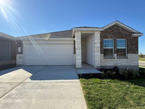 200 Herald Dr, Hutto, TX, 78634-2759 | Card Image