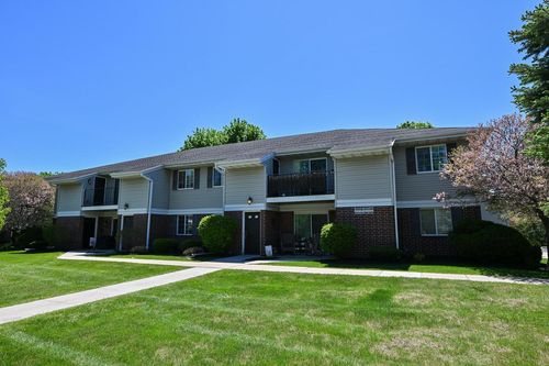 3-N110W16973 Ashbury Circle, Germantown, WI, 53022 | Card Image