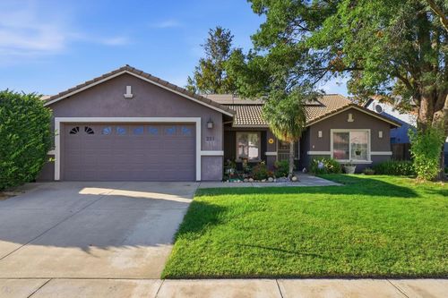 251 White Water Way, Yuba City, CA, 95991-8240 | Card Image