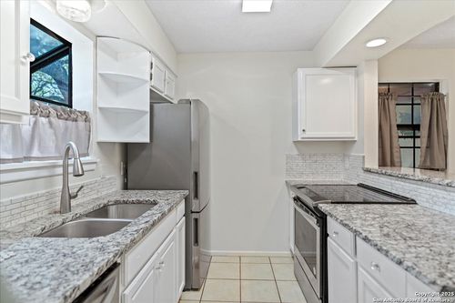 apt-306-10955 Wurzbach Rd, San Antonio, TX, 78230-2541 | Card Image