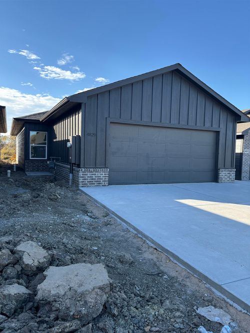 4829 N Vassar St, Wichita, KS, 67220-2460 | Card Image