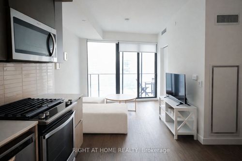 2108-2A Church St, Toronto, ON, M5E0E1 | Card Image