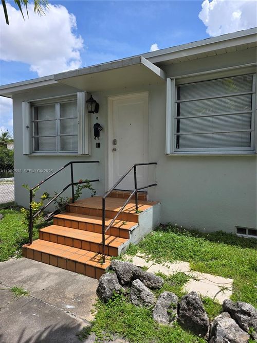 c-57 Esplanade Dr, Miami Springs, FL, 33166-4425 | Card Image
