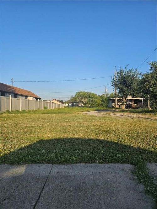 4426 Angela Dr, Corpus Christi, TX, 78416-2434 | Card Image