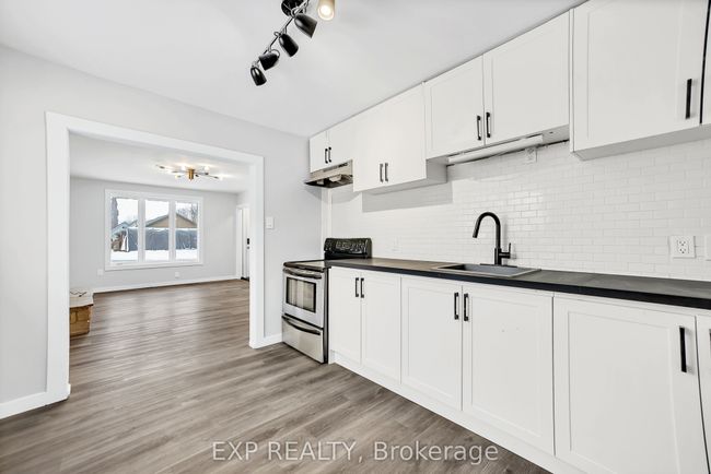 8 Jackson St, House other with 4 bedrooms, 1 bathrooms and 3 parking in Trenton ON | Image 8