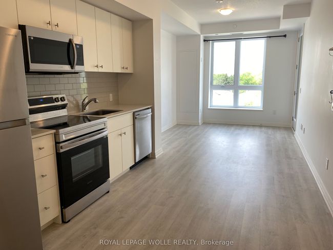 407 - 101 Golden Eagle Rd, Condo with 1 bedrooms, 1 bathrooms and null parking in Waterloo ON | Image 12