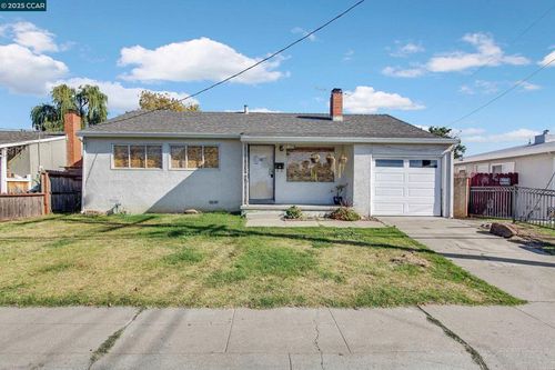 15902 Wagner St, Ashland, CA, 94580-1023 | Card Image