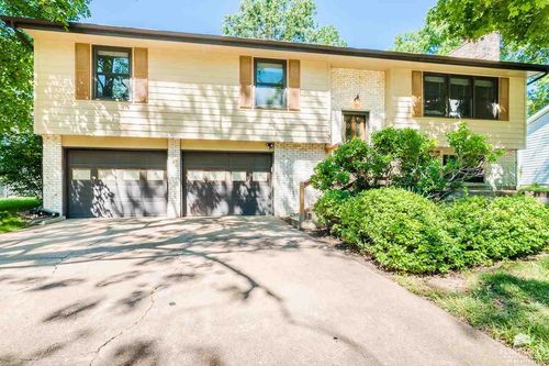 2213 Terry Way, Manhattan, KS, 66502-2043 | Card Image