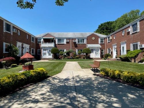 e-2-264-17 73rd Ave, Glen Oaks, NY, 11004-1031 | Card Image