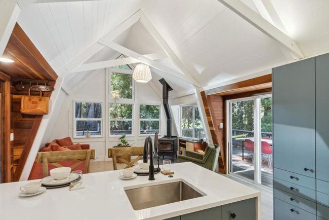 310 Sunny Patch Ln, House other with 1 bedrooms, 1 bathrooms and 4 parking in Ben Lomond CA | Image 9