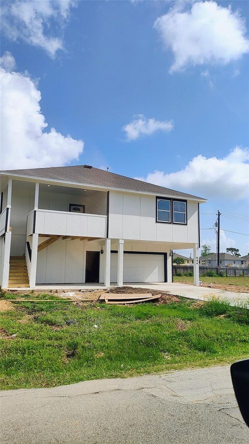 604 Fairfield St, Shoreacres, TX, 77571-7208 | Card Image
