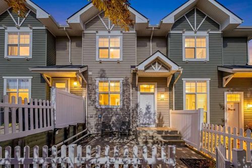 205 Toscana Gdns Nw, Calgary, AB, T3L3C3 | Card Image