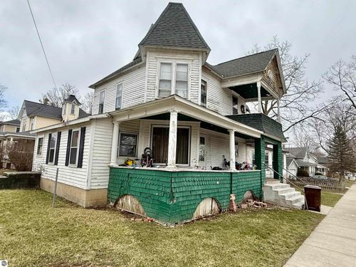 302 N Pine River Street, Ithaca, MI, 48847 | Card Image