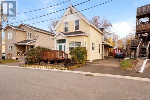 8 Rue St-Joseph, Shediac, NB, E4P2R7 | Card Image